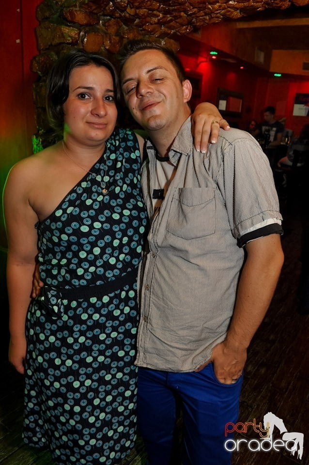 Weekend Party în Club Downtown,