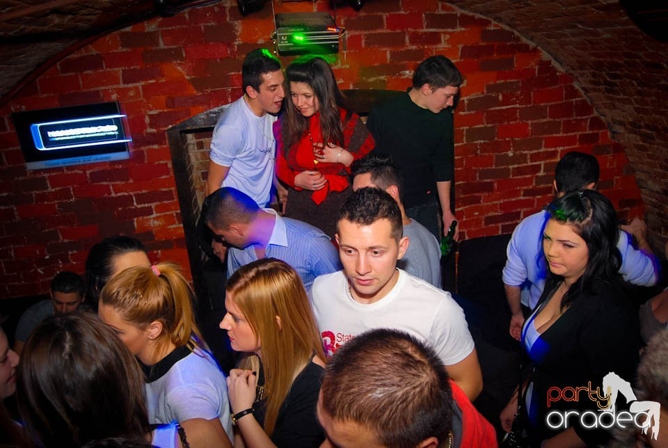 Weekend-ul se încheie în Escape,