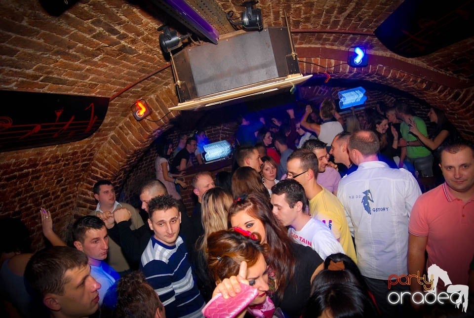 Weekend-ul se încheie în Escape,