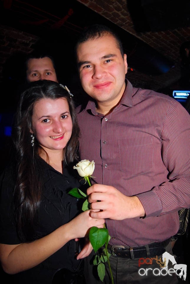 Weekend-ul se încheie în Escape,