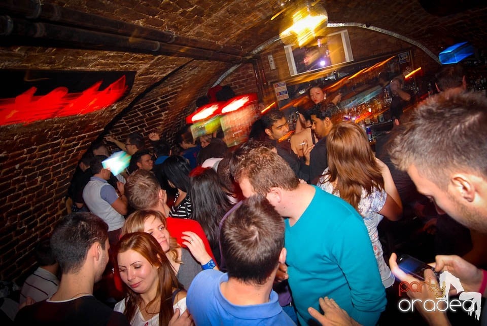 Weekend-ul se încheie în Escape,