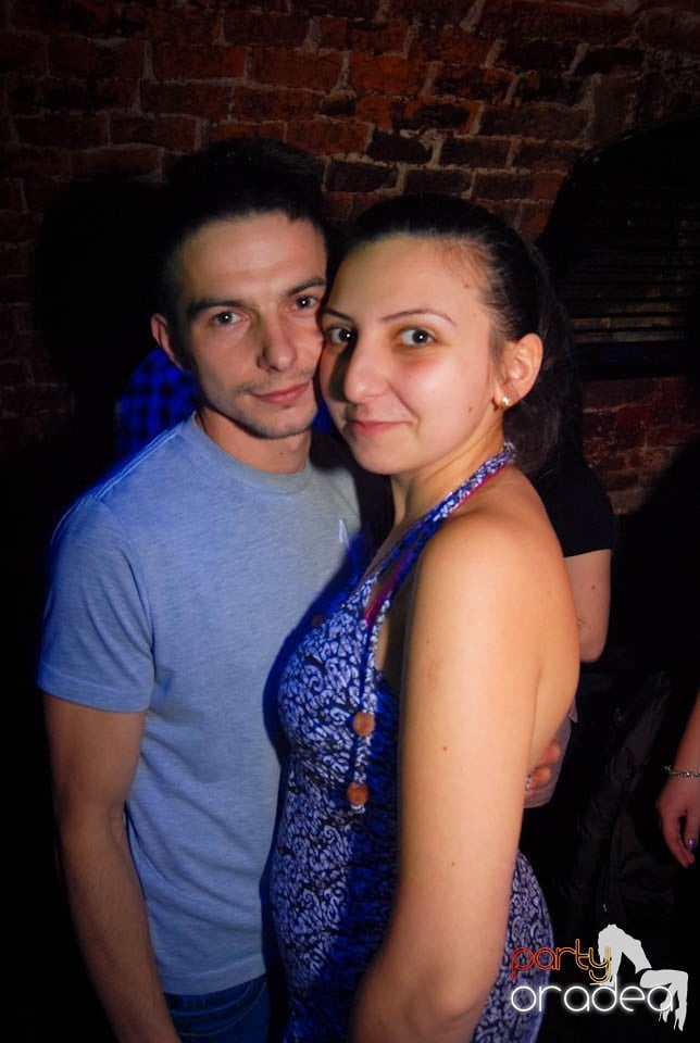 Weekend-ul se încheie în Escape,