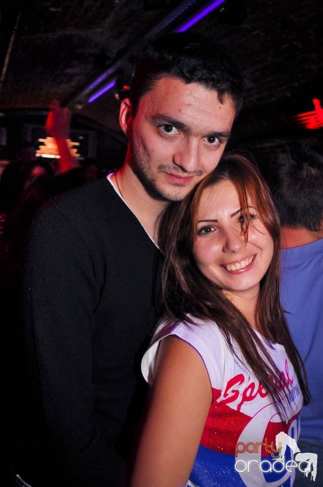 Weekend-ul se încheie în Escape,