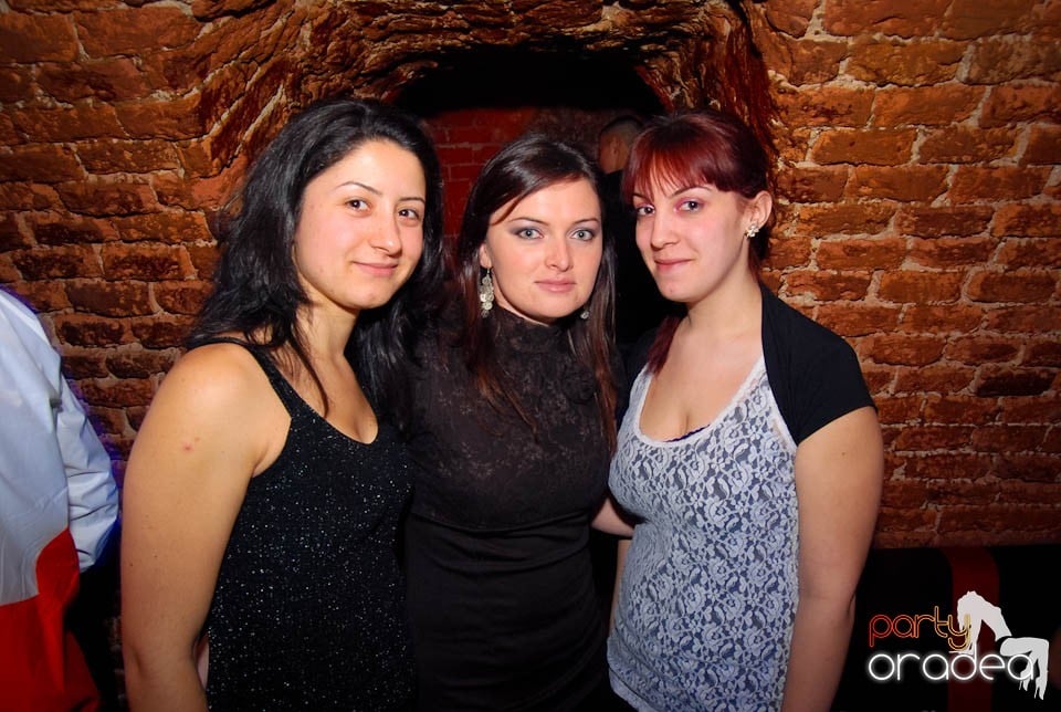 Weekend-ul se încheie în Escape,