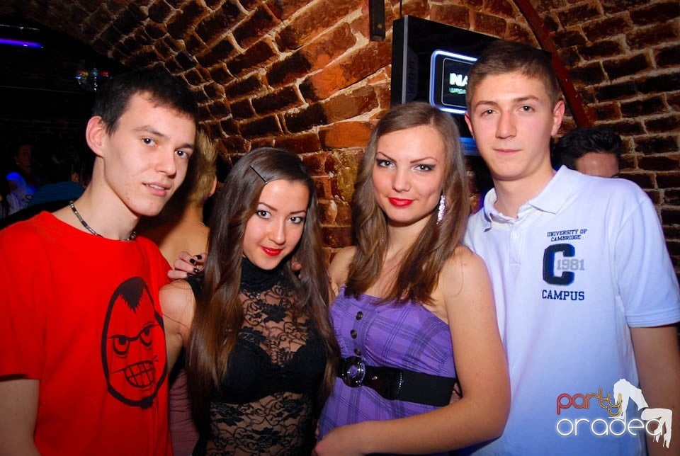 Weekend-ul se încheie în Escape,
