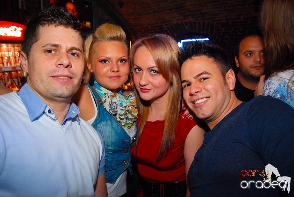 Weekend-ul se încheie în Escape,