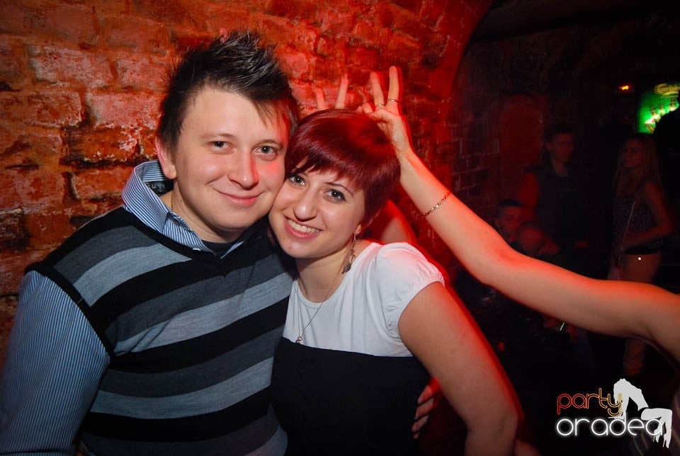 Weekend-ul se încheie în Escape,