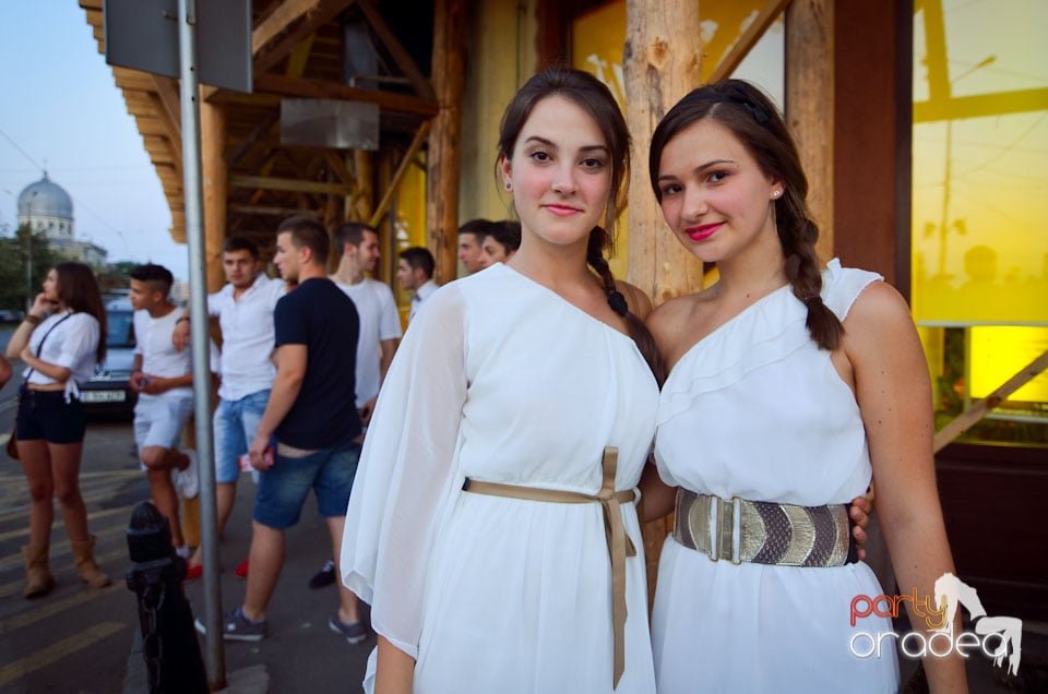 White Party în tramvai, 