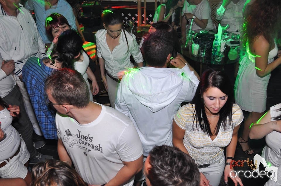 White Sensation Party @ Zulu, Zulu Caffe