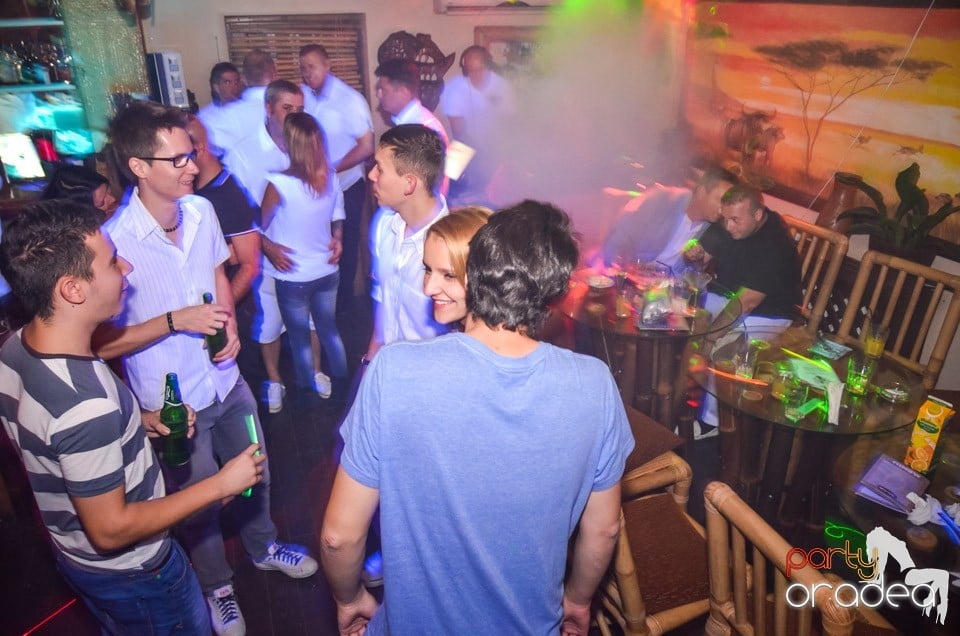 White Sensation Party, Zulu Caffe