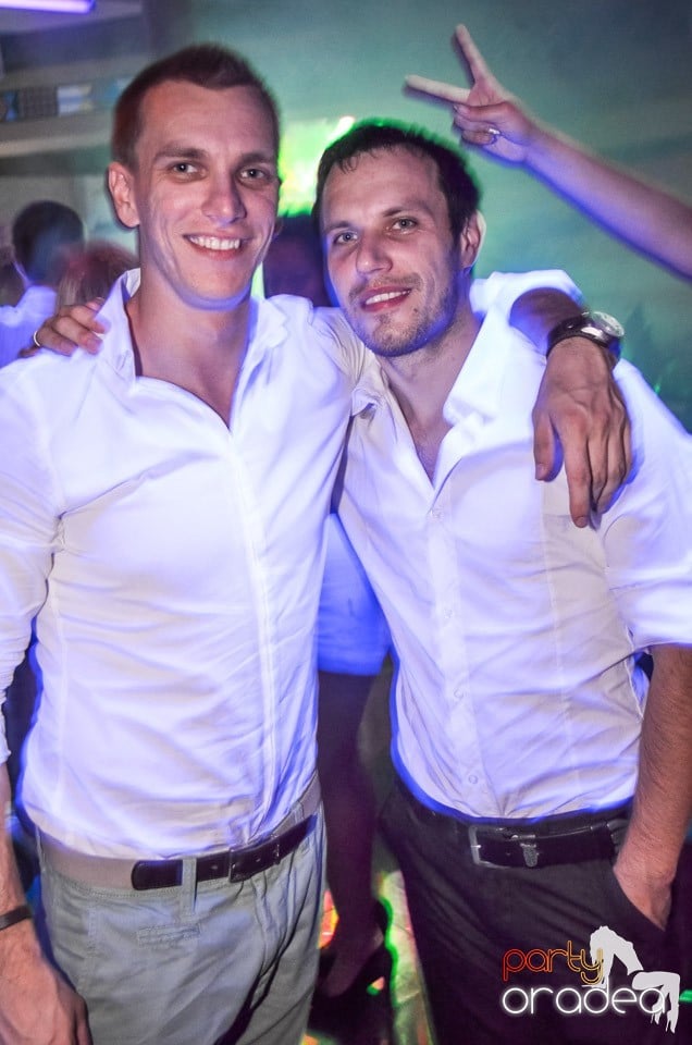 White Sensation Party, Zulu Caffe