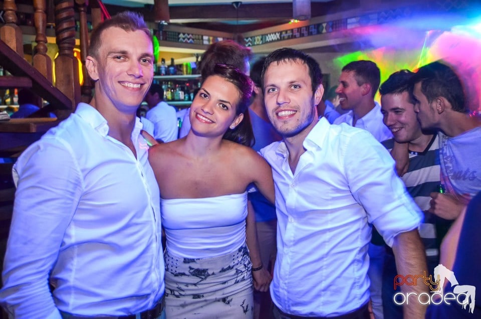 White Sensation Party, Zulu Caffe