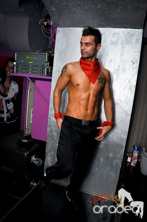 Wild Night Party, 