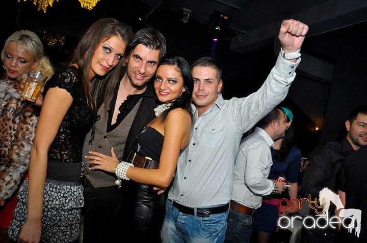 Wild Night Party, 
