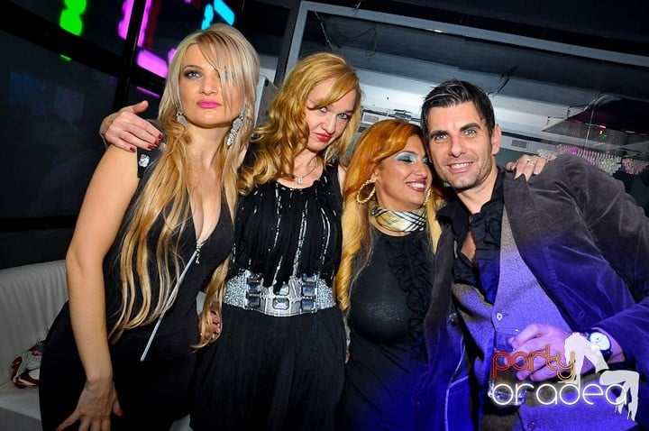 Wild Night Party, 