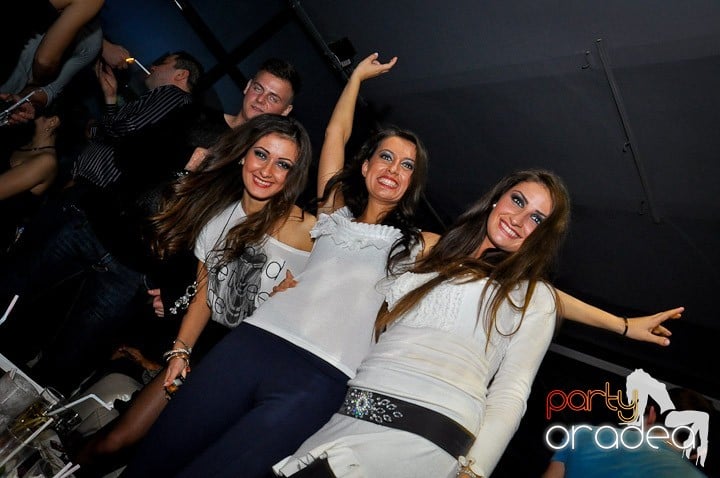Wild Night Party, 