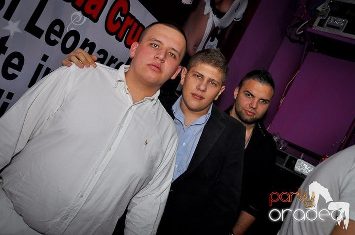 Wild Night Party, 