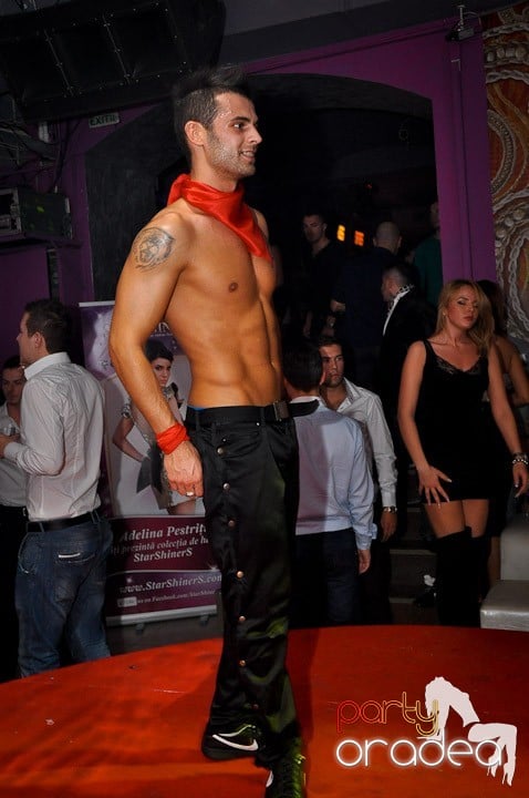 Wild Night Party, 