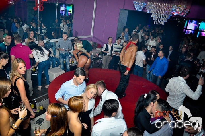 Wild Night Party, 