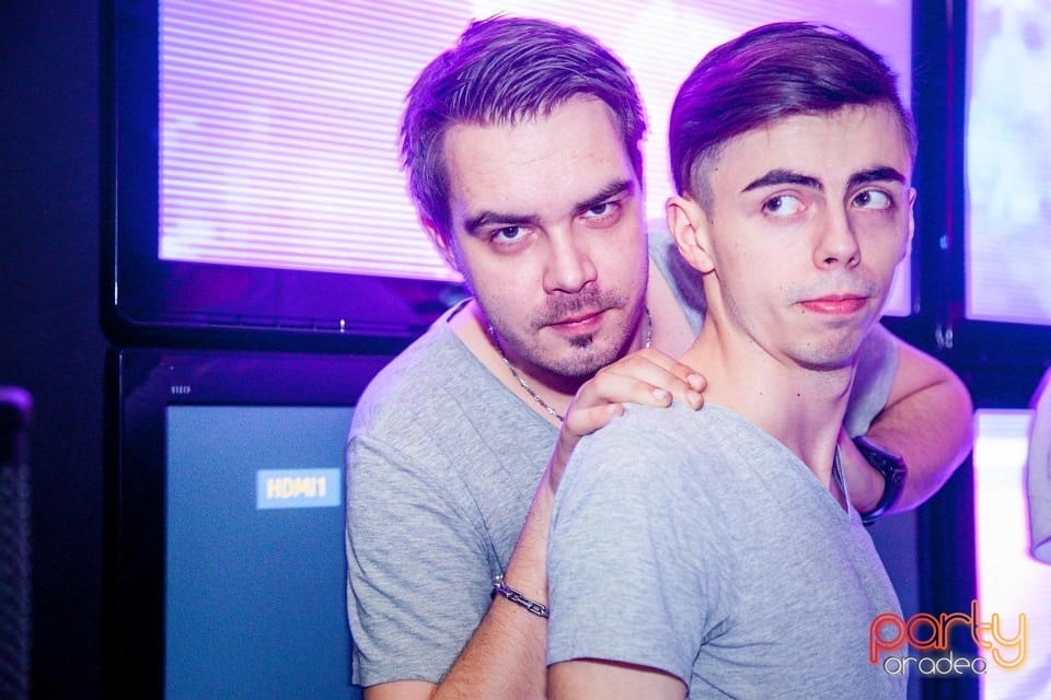 Wild Weekend, 