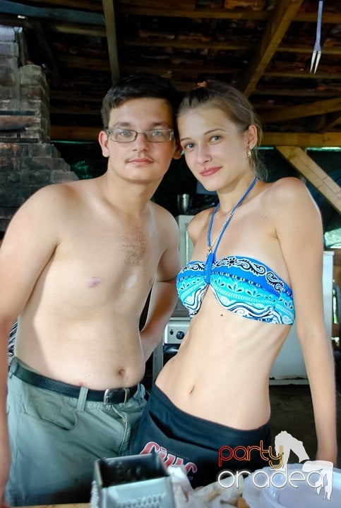 Yellow Pool Party, 