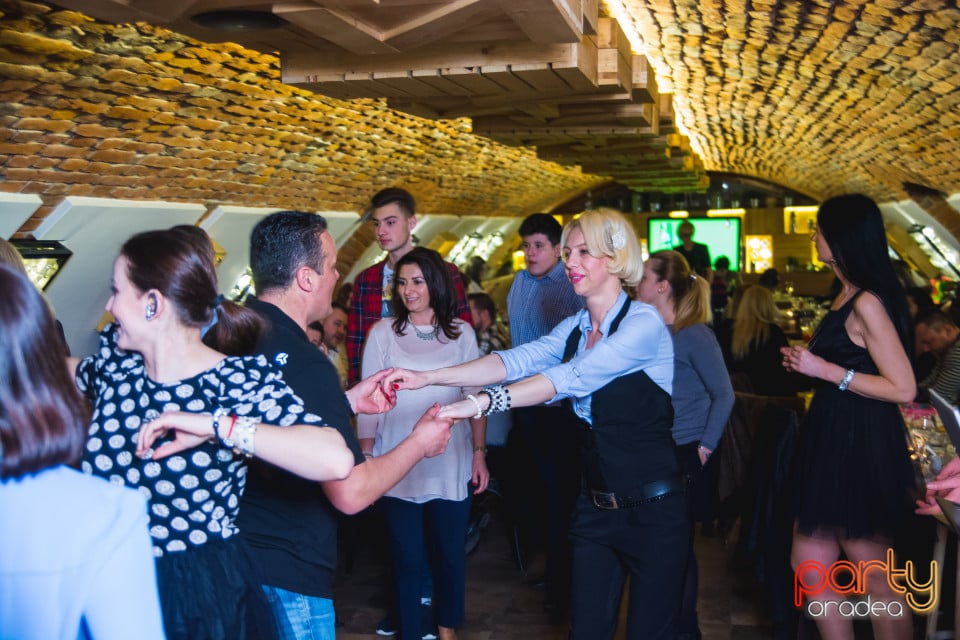 Vineri seara în Restaurant Borsalino, Borsalino