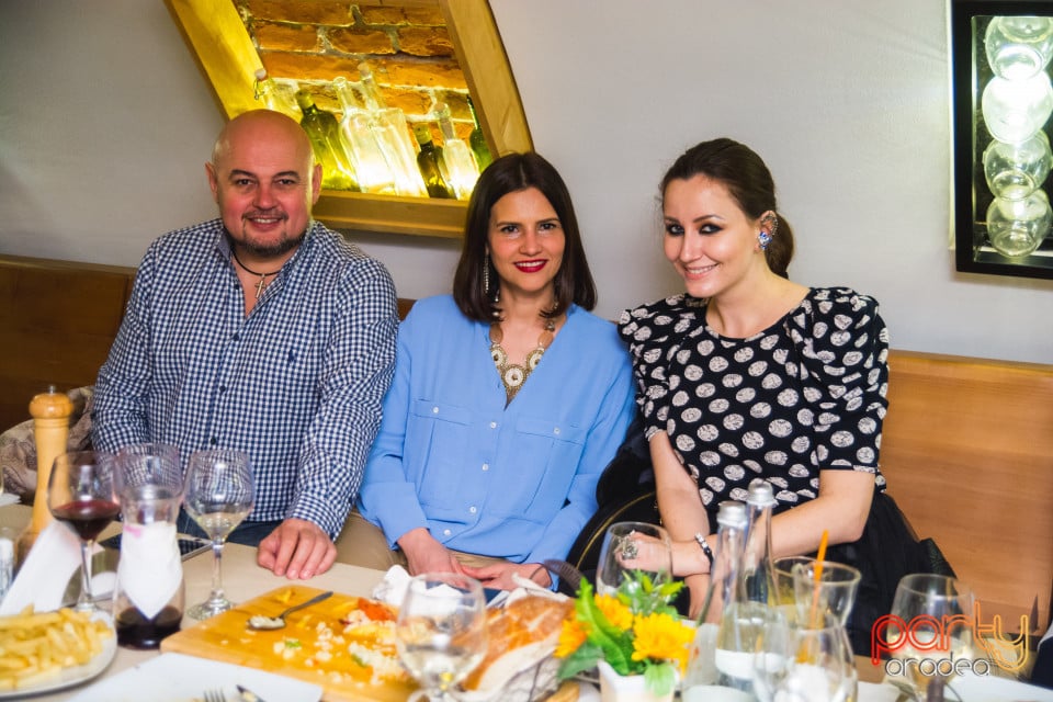 Vineri seara în Restaurant Borsalino, Borsalino