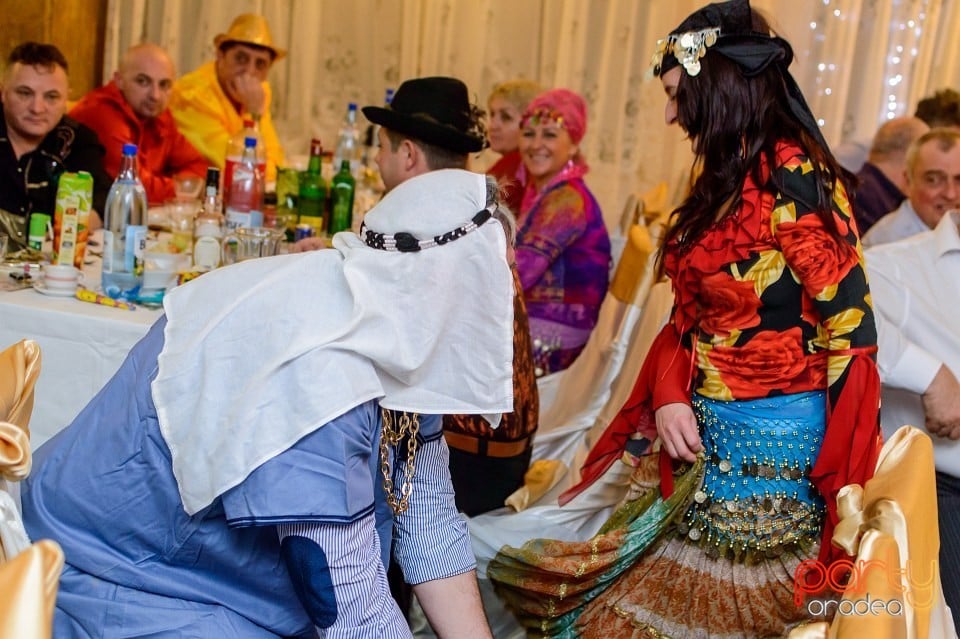 Carnaval în Hotel Mureş, Hotel Mureş