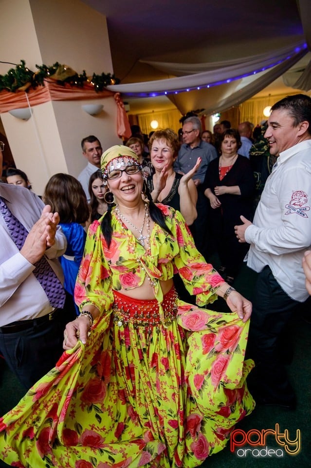 Carnaval în Hotel Mureş, Hotel Mureş