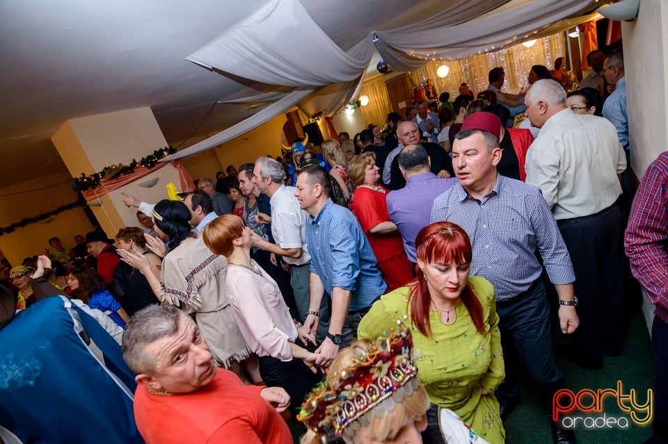 Carnaval în Hotel Mureş, Hotel Mureş