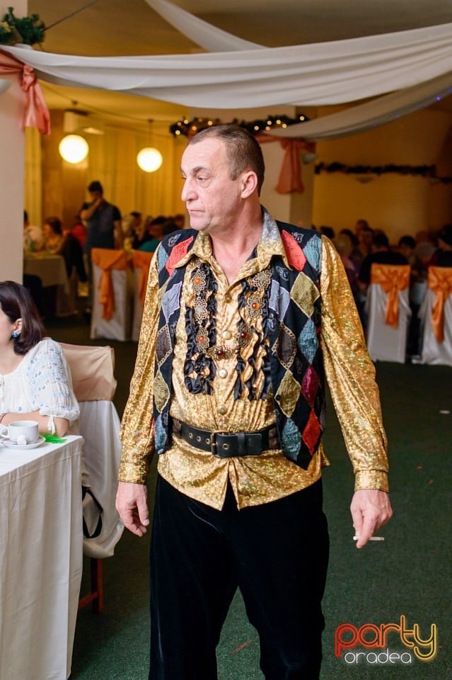 Carnaval în Hotel Mureş, Hotel Mureş