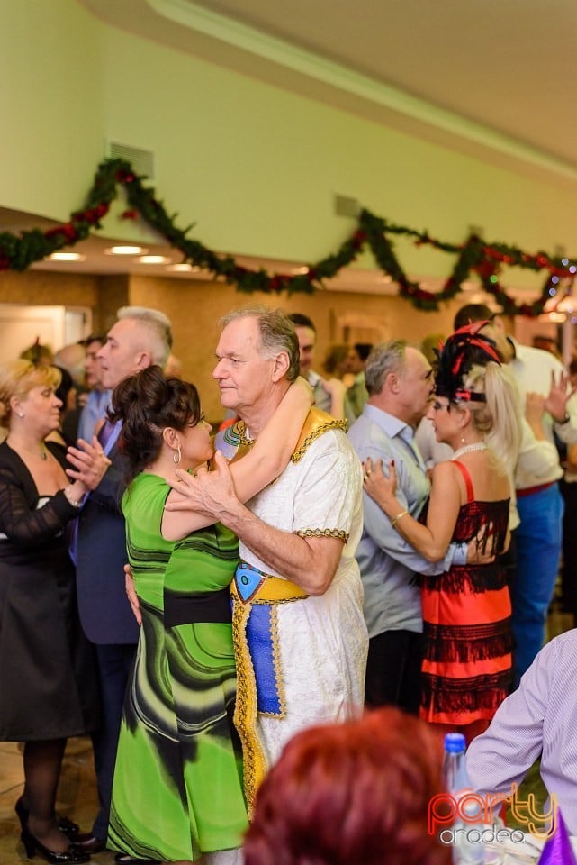 Carnaval în Hotel Termal, Hotel Termal