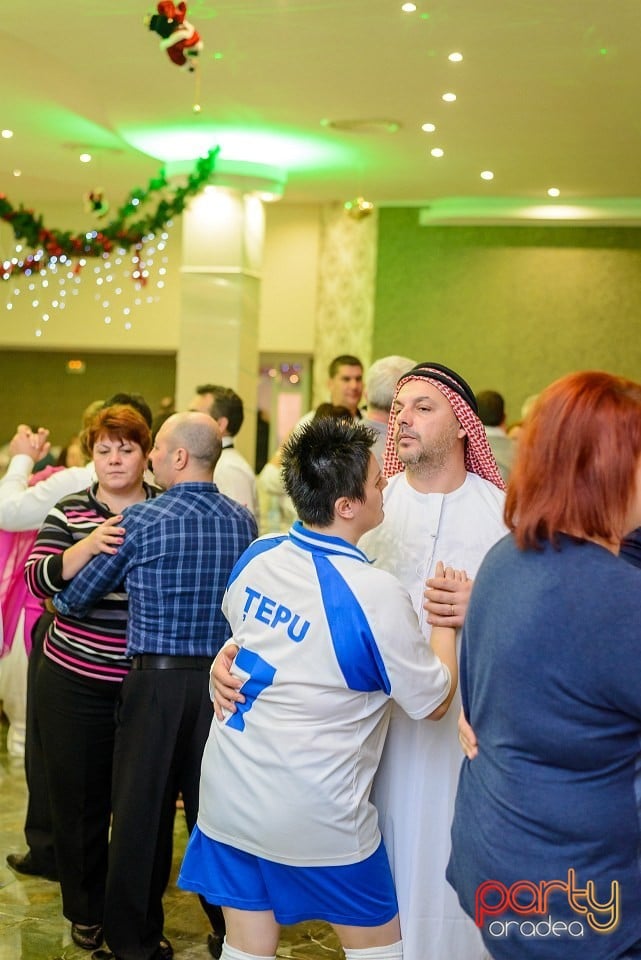 Carnaval în Hotel Termal, Hotel Termal