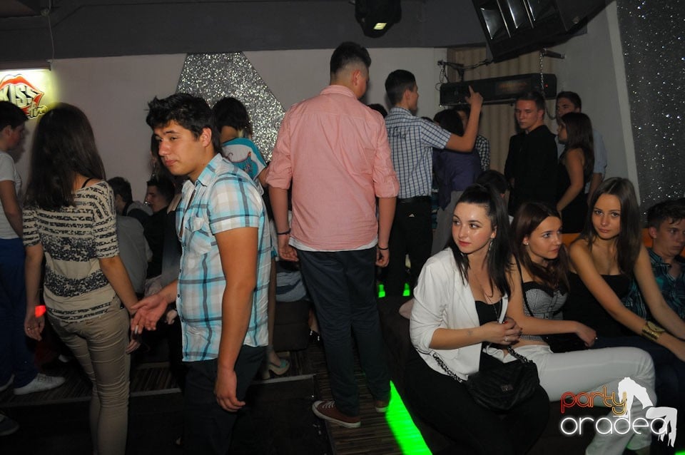 Champagne Showers Party în Heat Club, 