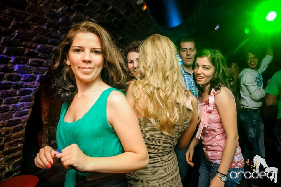 Clubbing Bash, 