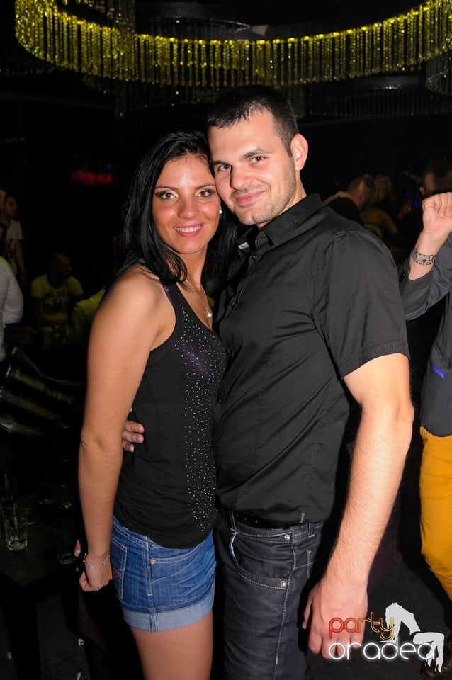 Clubbing în The One, 