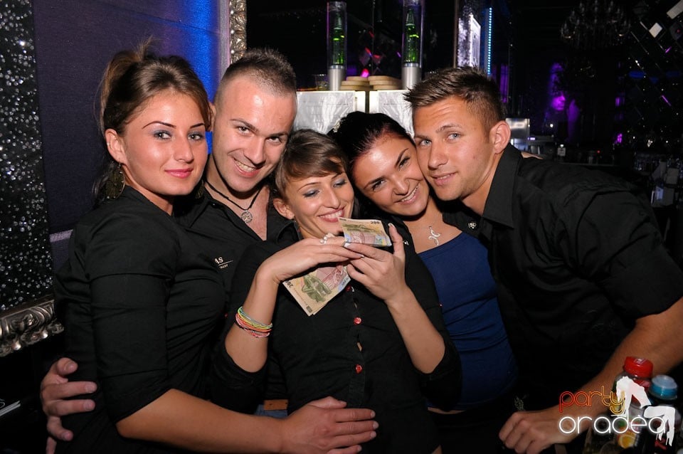 Clubbing în The One, 