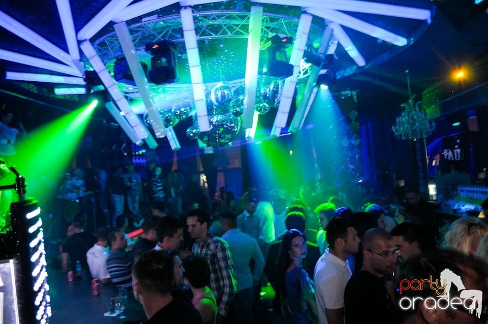 Clubbing în The One, 