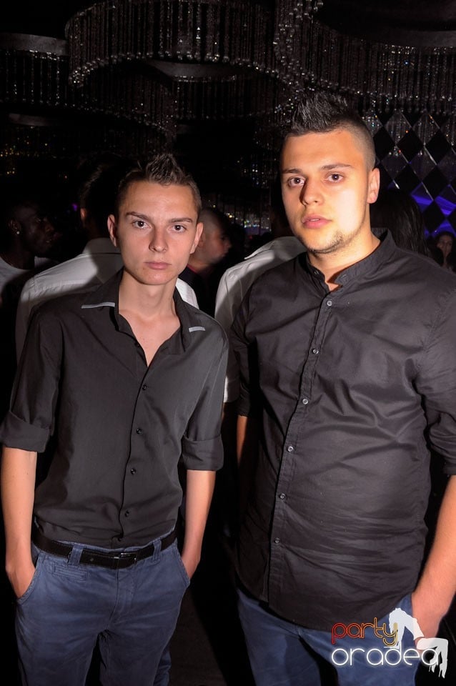 Clubbing în The One, 