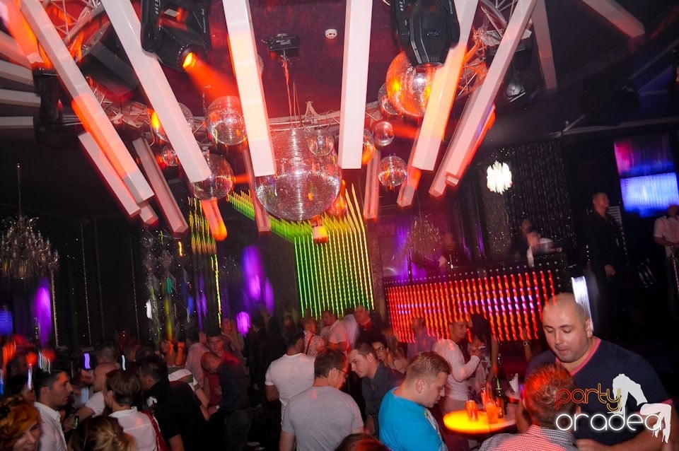 Clubbing în The One, 