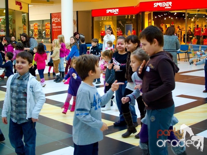 Copiii au serbat Sfântul Ion la ERA Park, Era Shopping Park