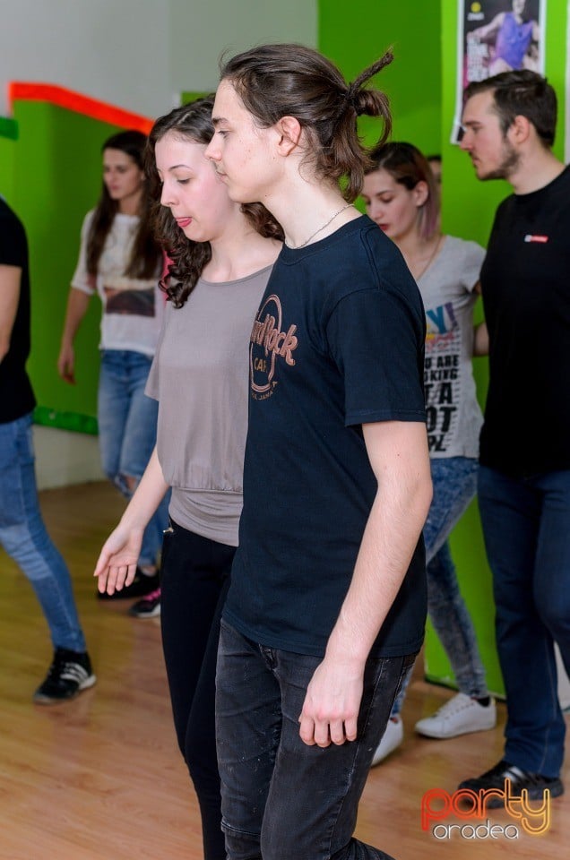 Curs de Dans, Side by Side Dance Academy