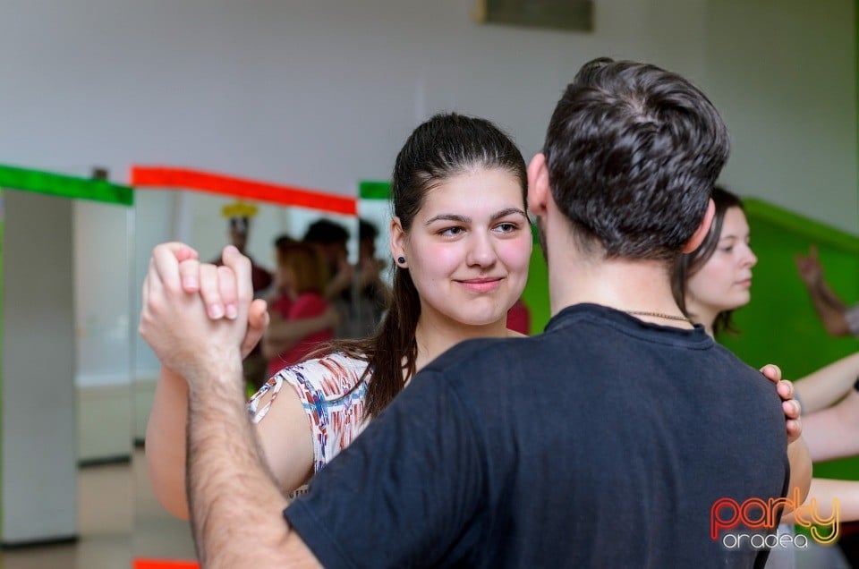 Curs de Dans, Side by Side Dance Academy