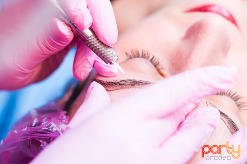 Cursuri de microblading, Estetika Profesional