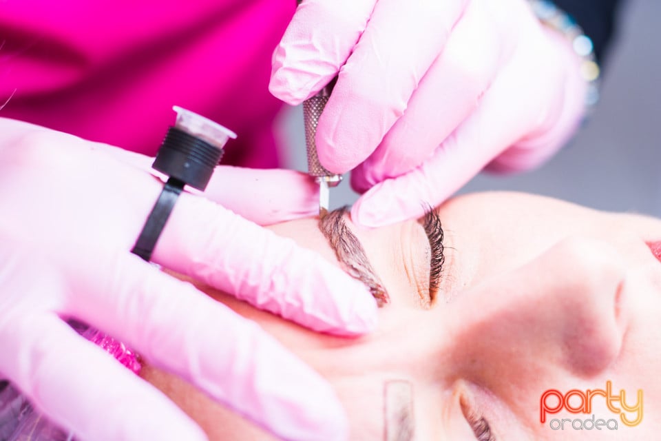 Cursuri de microblading, Estetika Profesional