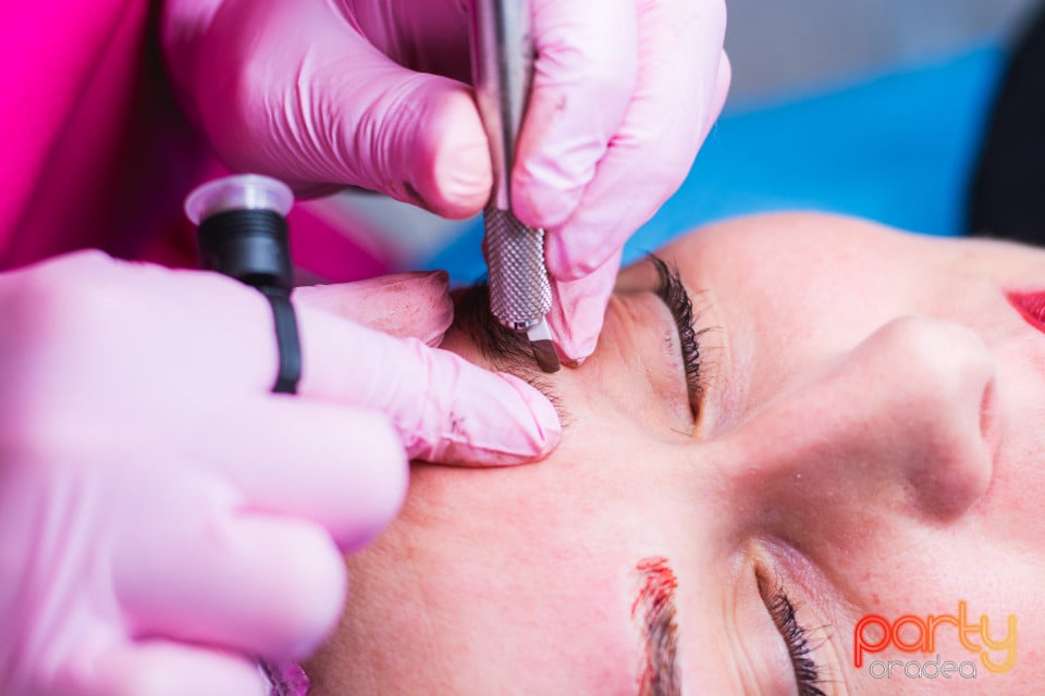 Cursuri de microblading, Estetika Profesional