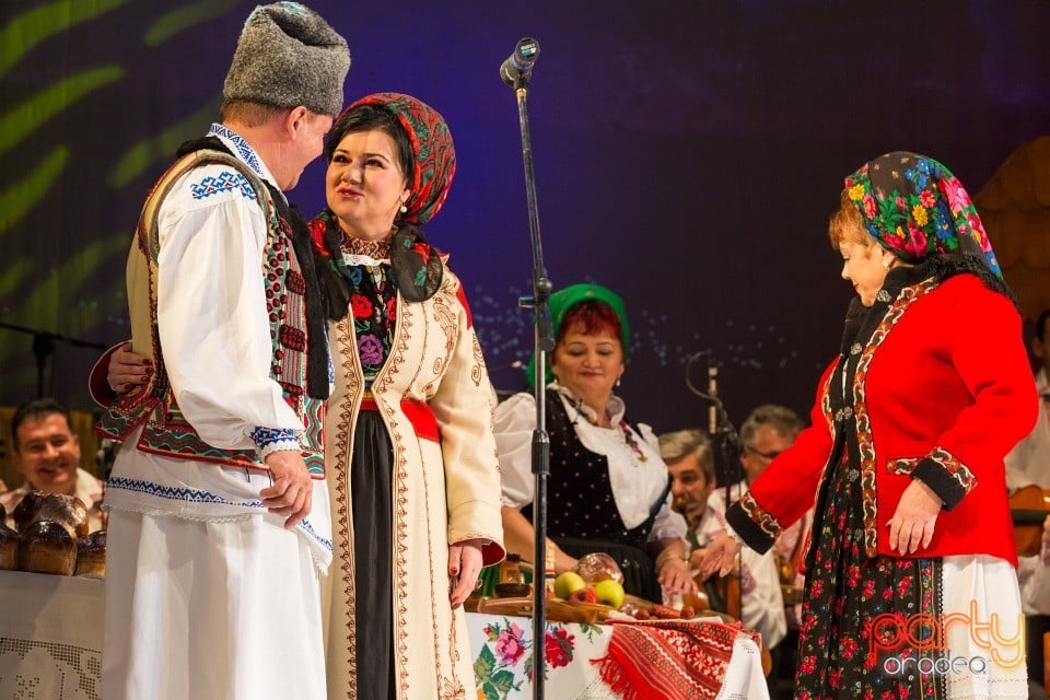 De Sărbători în Bihor, Teatrul Regina Maria