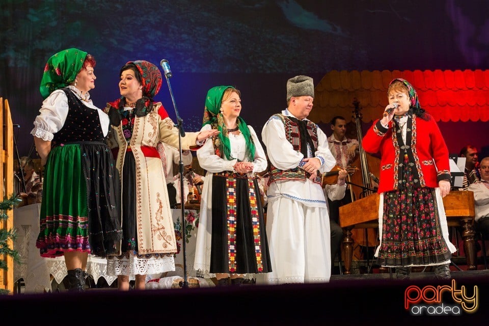 De Sărbători în Bihor, Teatrul Regina Maria
