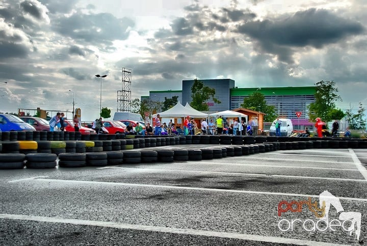 Demonstraţie de viteză la Karting, Era Shopping Park
