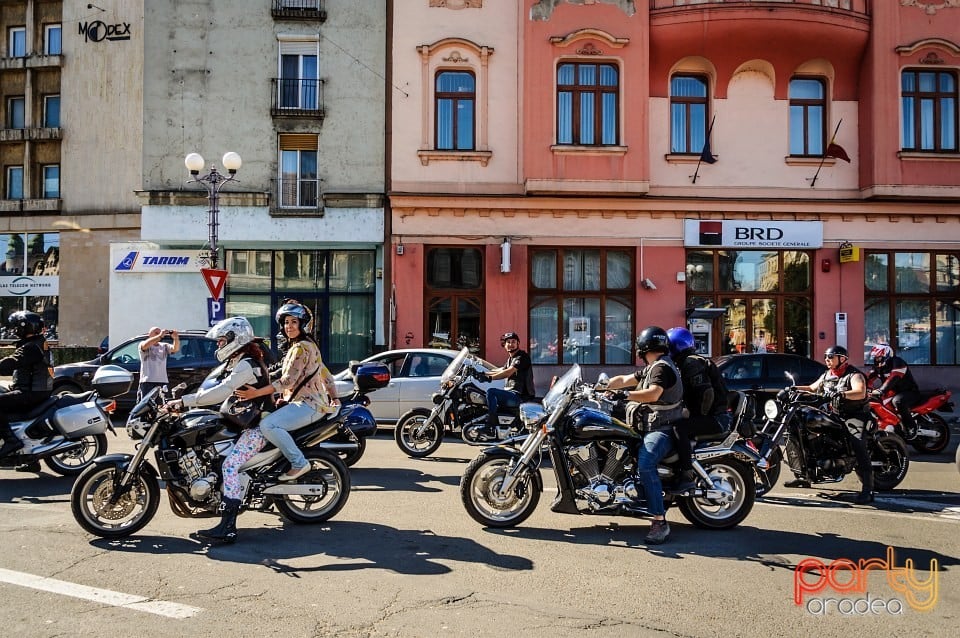 Deschiderea sezonului motociclistic 2014 la Oradea, BMW Grup West Premium